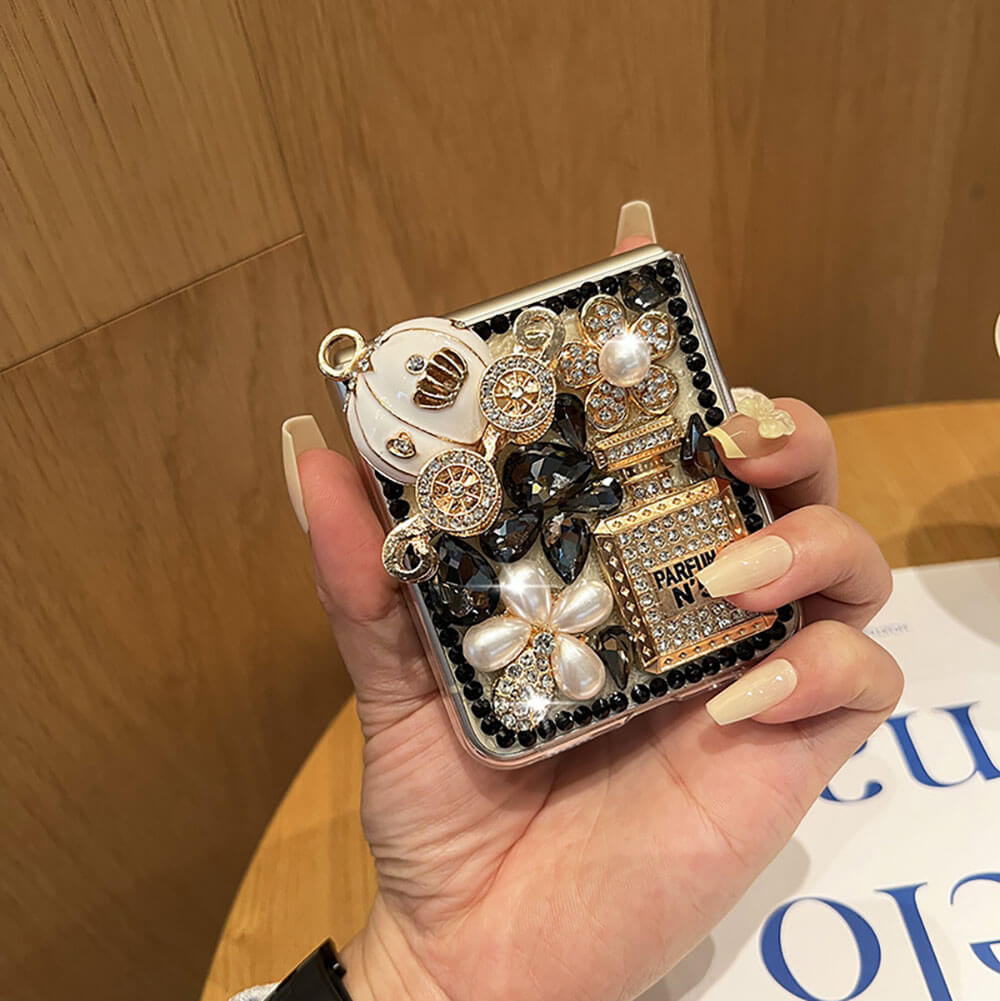 Luxurious Rhinestone Pumpkin Car Phone Case For Samsung Galaxy Z Flip4 Flip3 5G