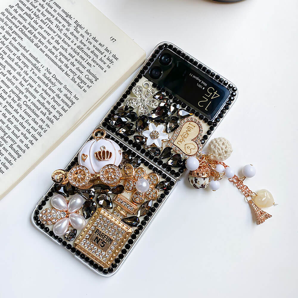 Luxurious Rhinestone Pumpkin Car Phone Case For Samsung Galaxy Z Flip4 Flip3 5G