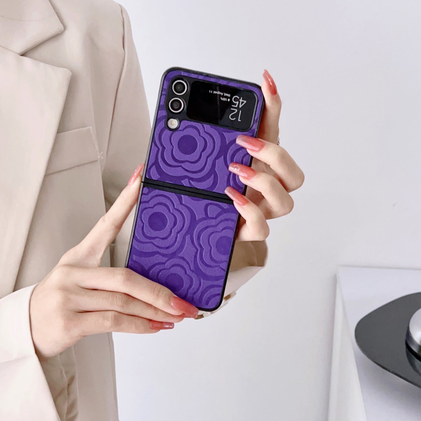 Camellia Pattern Folding Phone Case For Samsung Galaxy Flip4 Flip3