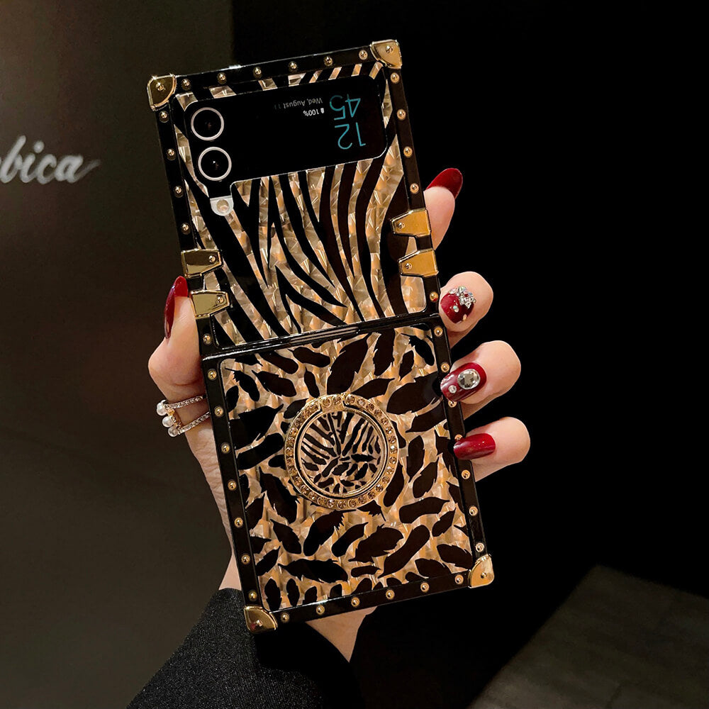 Leopard Pearl Shiny Ring Phone Case for Samsung Galaxy Z Flip4 Flip3 - GiftJupiter